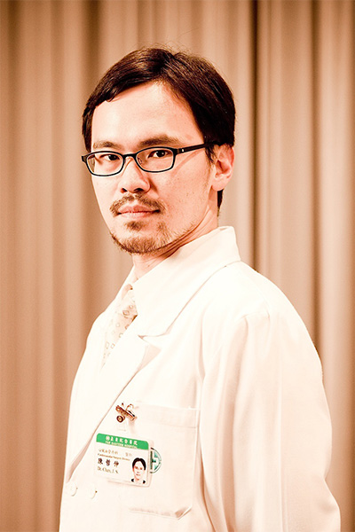 陳哲伸  醫師